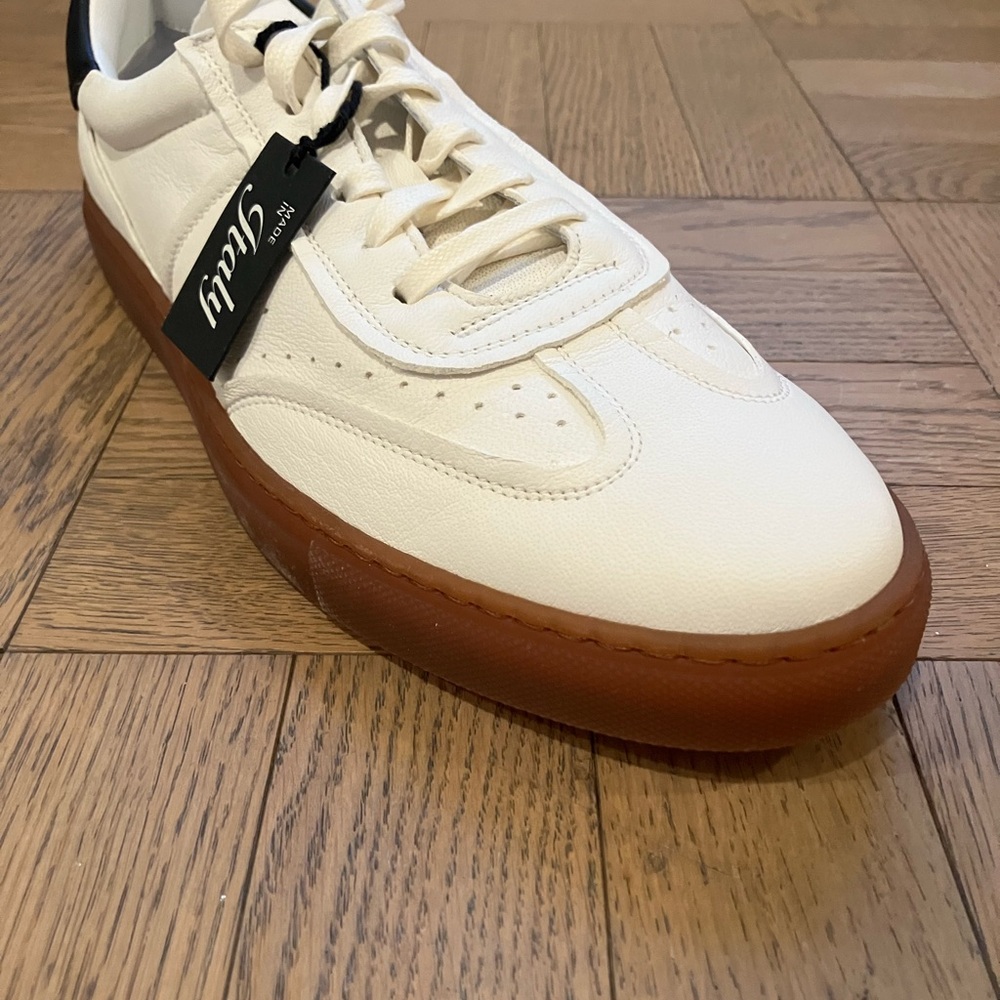 NWT Men’s Greats The Charlie Sneakers Blanco Size 10 US (Box Included)